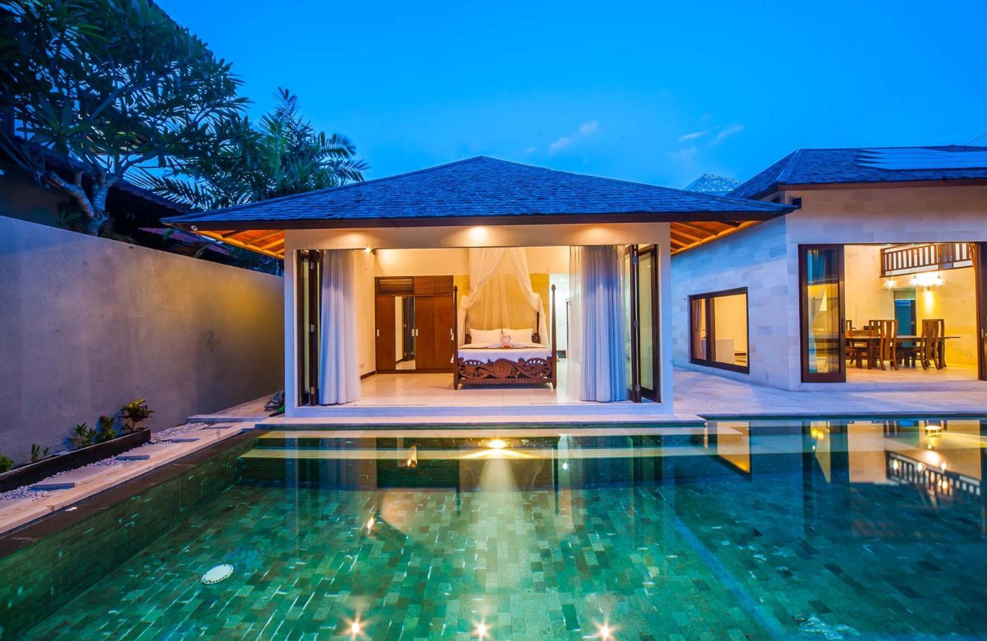 Villa Kaya Sanur エクステリア 写真