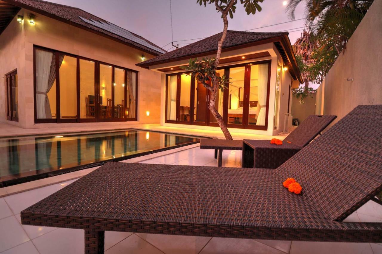 Villa Kaya Sanur エクステリア 写真