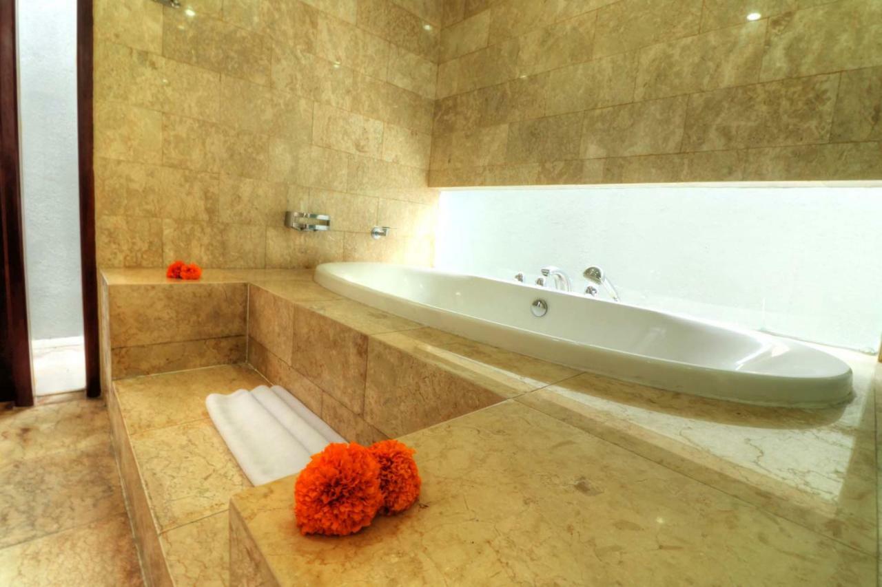 Villa Kaya Sanur エクステリア 写真