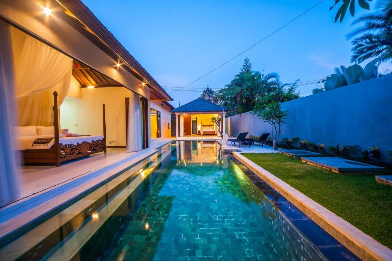 Villa Kaya Sanur エクステリア 写真