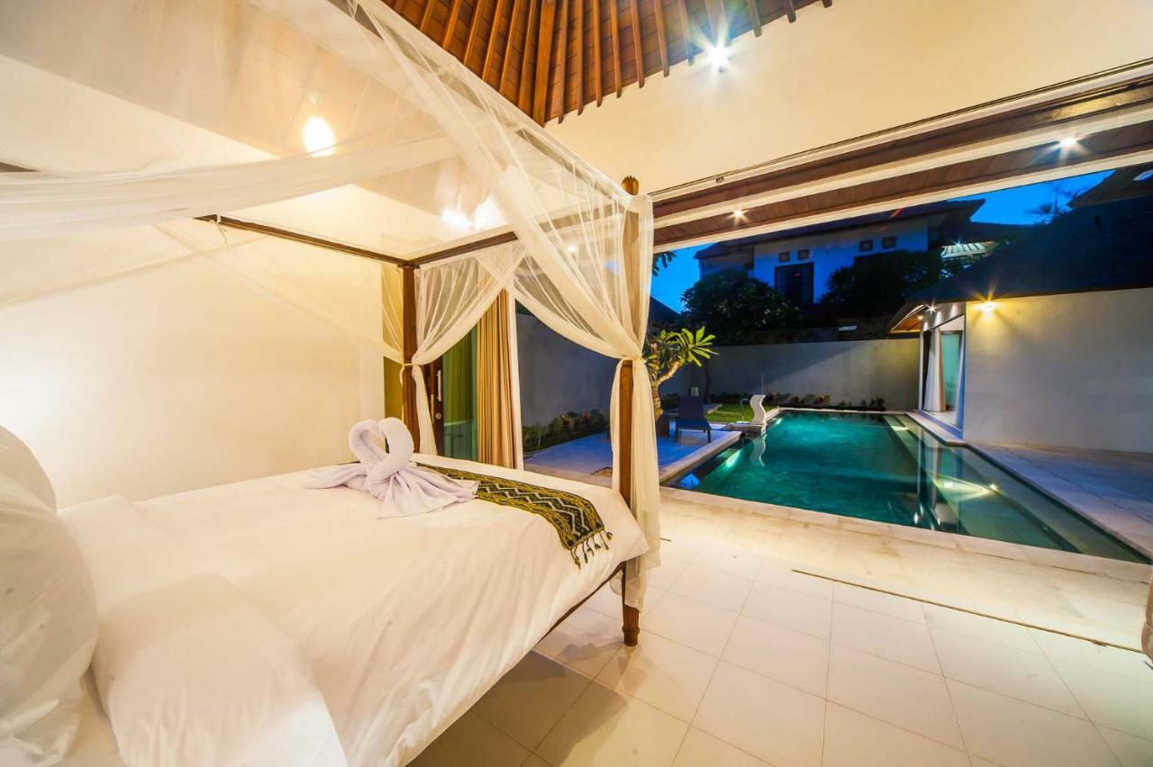 Villa Kaya Sanur エクステリア 写真