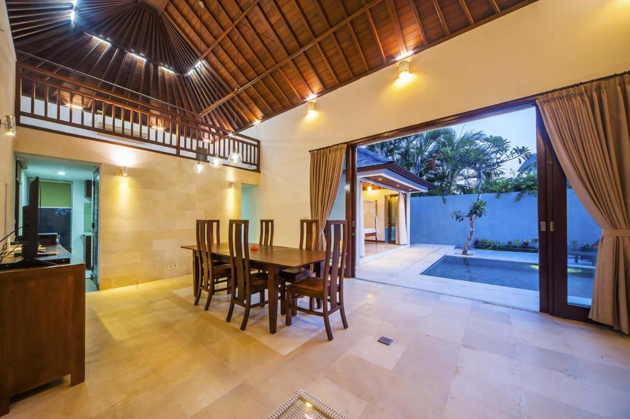 Villa Kaya Sanur エクステリア 写真